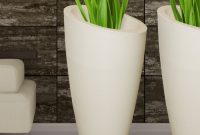 Plastic tall plant pots